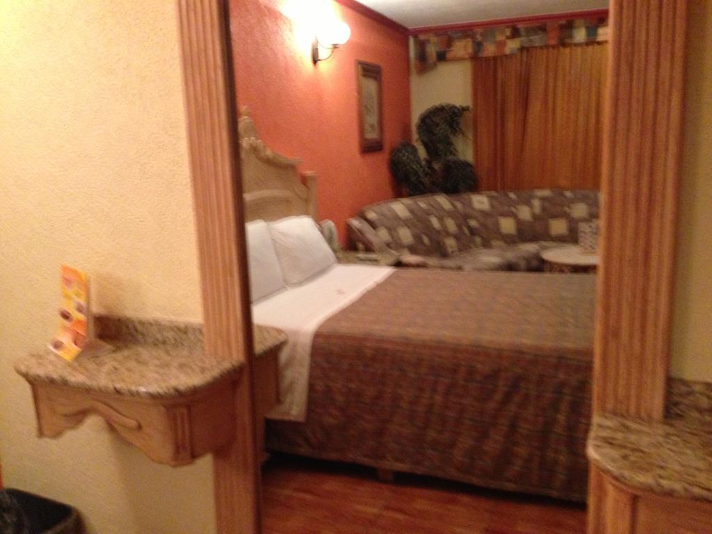 גואדלחארה Hotel La Paz מראה חיצוני תמונה