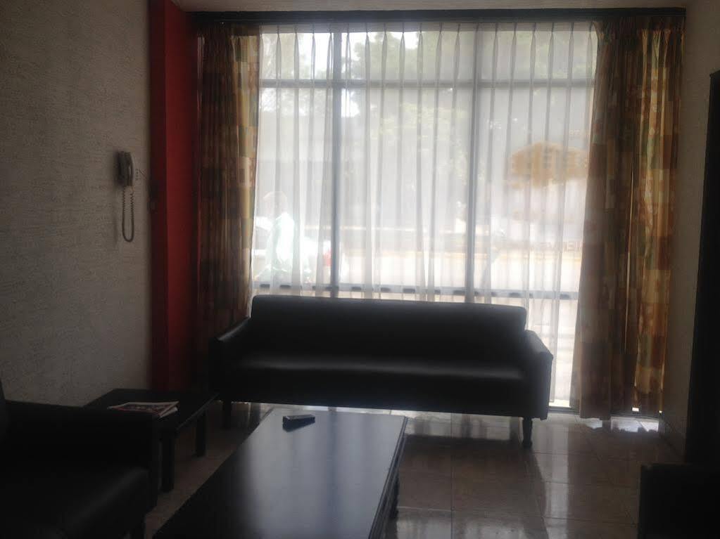גואדלחארה Hotel La Paz מראה חיצוני תמונה